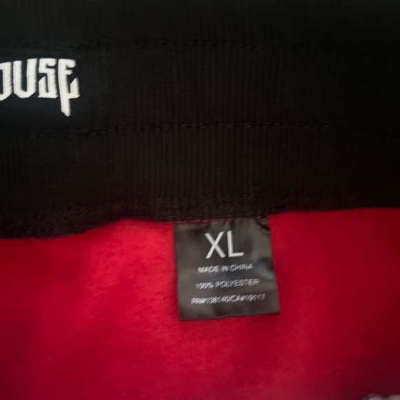 Track suits for men - 20$ (Cerritos) No chipping, phone number 1 (562) 523-5564 - Picture 6 of 6